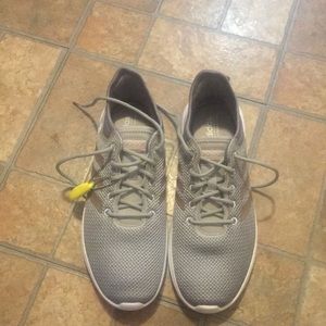 Adidas memory foam footbed